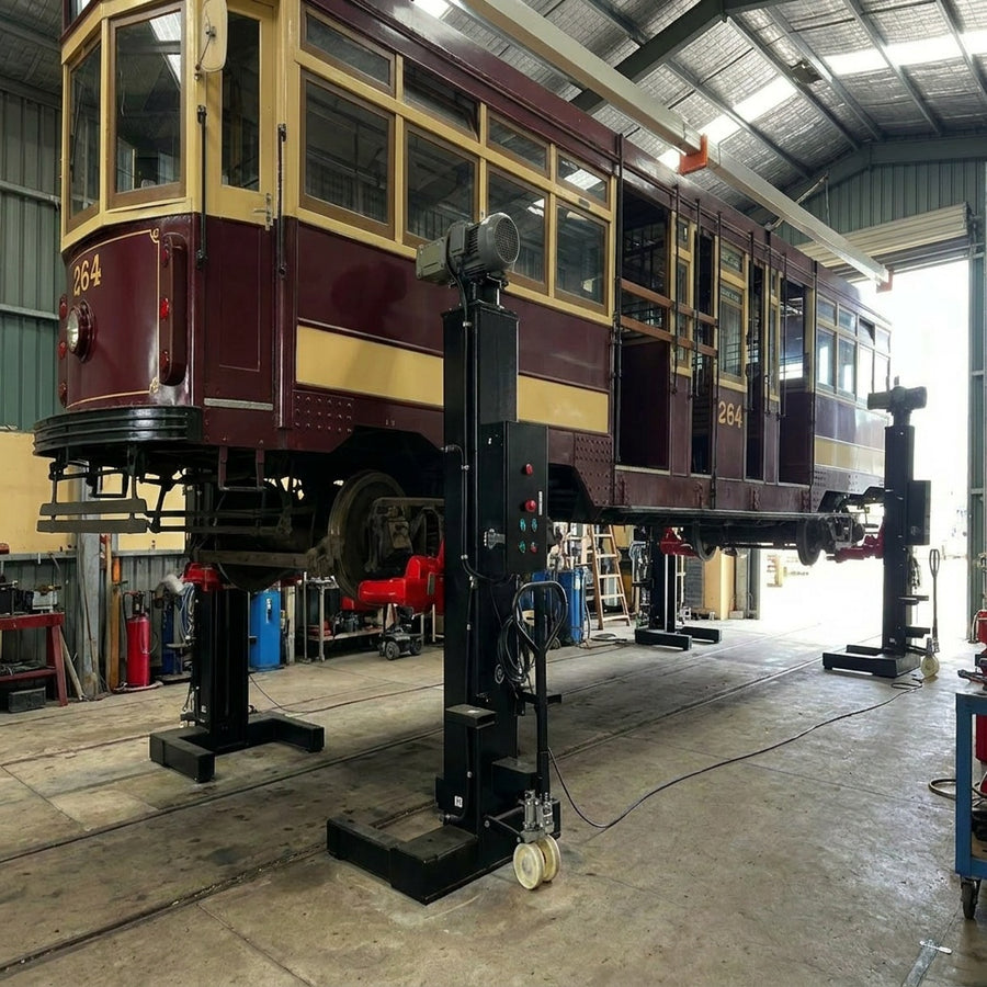 Mobile Truck, Bus, Forklift Column Lift Hoist 7.5Tonne Per Column 30Ton, 3phase AA-4C
